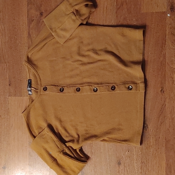 Yellow button up sweater - Picture 1 of 2